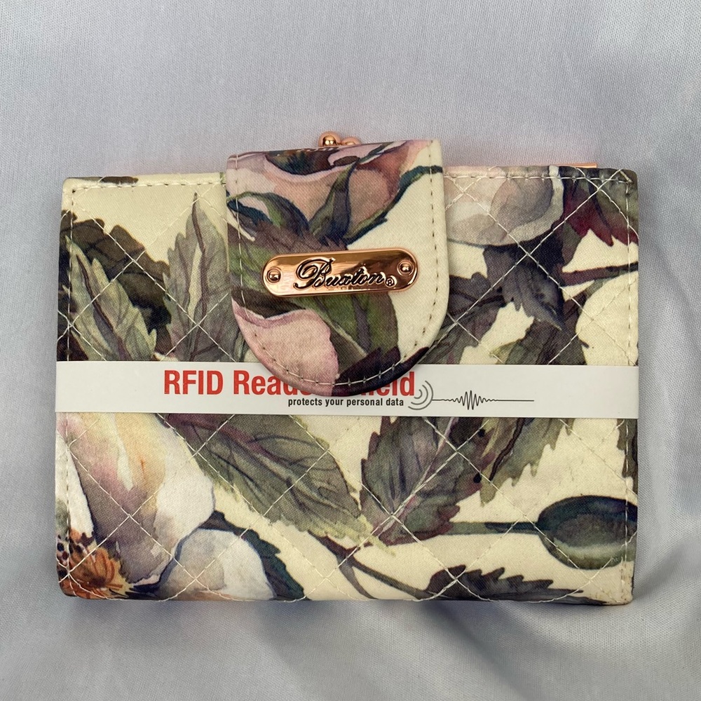 Buxton Anti-Scammer Wallet